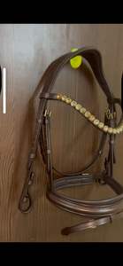 Brida de Cuero para Caballo con Cuero Suave y Flexible de Calidad Superior y Diadema con Cristales Preciosa de 12 mm, Tallas Full/Cob - Product Image 3