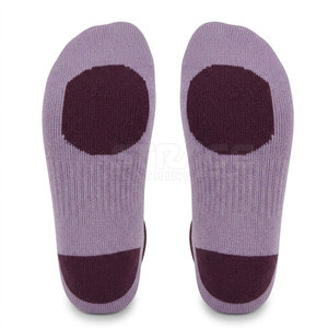 Chaussettes de football respirantes pour le sport, construction flexible, tissu anti-transpiration, chaussettes de performance pour l'entraînement - Product Image 3