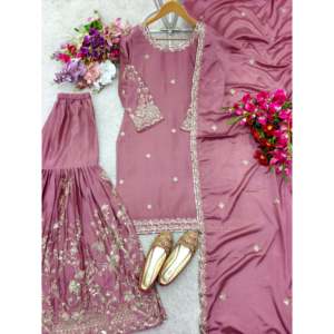 Ensemble de vêtements de fête pour femmes de créateur haut brodé Sarara Dupatta avec travail de séquence - Product Image 1