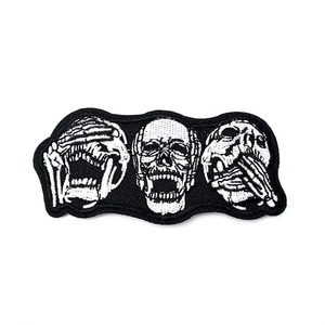 Parche Bordado con Diseño de Calavera Rey de Espadas, Aplique de Tela para Coser, Forma Irregular, Diseño Tejido - Product Image 3