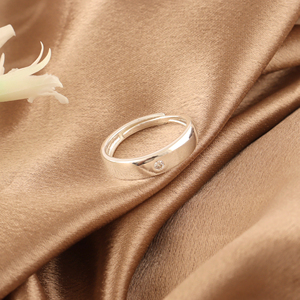 Bague élégante unisexe plaquée argent 18 carats, tendance, unique, best-seller, accessoires minimalistes pour femmes, bijoux de haute qualité - Product Image 3