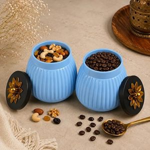 Ensemble de pots de conservation alimentaire en métal, ronds, bleus avec couvercle noir, hermétiques, pour épices, design moderne, fabrication artisanale, utilisation en cuisine - Product Image 2