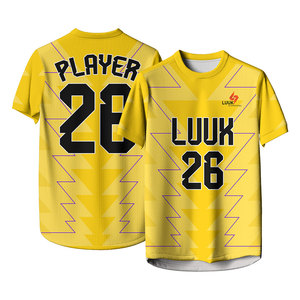 Camiseta de Fútbol Sublimada Personalizada OEM, Manga Corta, Cuello Redondo, Uniforme de Equipo, Secado Rápido, Ropa Deportiva Ligera de Poliéster, Venta al Por Mayor - Product Image 1
