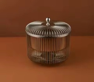 Olla de Acero Inoxidable con Tapa, Exterior Pulido, Interior Cerámico Antiadherente Ecológico, Apta para Lavavajillas, Moderna - Product Image 4
