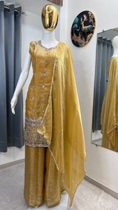 Yellow & Green Silk <b>Embroidered</b> Traditional Indian Wedding Dupatta Set Women's Ethnic <b>Shawl</b> Floral Pattern Spring Summer Wear - Product Image 2