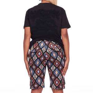 Conjunto de camiseta y pantalones cortos Premium Lounge para mujer, ropa deportiva relajada para yoga y gimnasio de verano, logotipo personalizado - Product Image 4