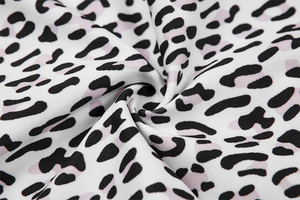 Ensemble de yoga imprimé léopard pour femmes, leggings de fitness taille haute et soutien-gorge de sport, tenue de sport pour la salle de sport et l'entraînement - Product Image 5