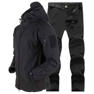 Custom Men's Soft Shell <b>Fleece</b> Jacket Waterproof Breathable for Outdoor Hiking New Design Soft Shell Jacket - Product Image 2