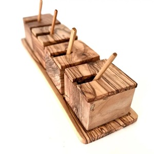 Ensemble de salières à épices en bois avec couvercle et cuillère, fabriqué à la main pour la cuisine, en bois naturel durable - Product Image 1
