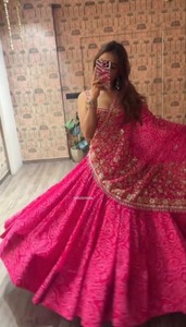 Lehenga Ligero de Georgette con Dupatta, Conjunto de Lehenga y Blusa Étnica India con Dupatta, Estampado, para Boda, de Diseñador - Product Image 2