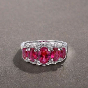 Bague de mariage en or blanc massif 14 carats à trois rangées de rubis et de moissanite bague de rubis de laboratoire de style Art déco vintage-option de remplacement de pierres précieuses - Product Image 1