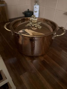 Casserole en cuivre avec revêtement en acier inoxydable, couvercle, ronde, 24 cm, réchauffe-aliments isolé, design classique - Product Image 5