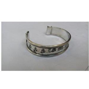 Vintage Unisex Elegant Bracelet Premium Quality Handmade Jewelry with Star Design <b>Engraving</b> Fashion <b>Bangle</b> - Product Image 1