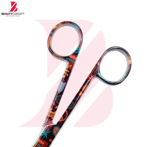 Nouvelles Ciseaux à Bandages de Qualité Supérieure, Forme Droite, Fabriqués au Pakistan, Idéales pour l'Utilisation Chirurgicale - Product Image 6