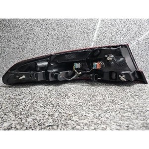 Luz Trasera Derecha Usada XF 8X2313404BC - Product Image 4