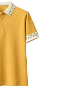 เสื้อโปโลผู้ชายสีเหลืองมัสตาร์ดแบบสั่งทำพิเศษ ผ้าคอตตอนผสม สวมใส่สบาย แขนสั้น เหมาะสำหรับฤดูร้อน ดีไซน์ปกและปลายแขนเสื้อพิมพ์ลายตัดกัน - Product Image 2
