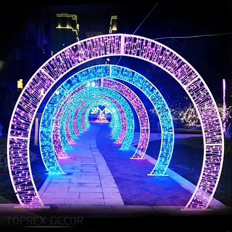220vLED屋外クリスマス装飾ストリングライト速報新しい照明付き明るいトンネルアーチ道入り口稲妻アーチ
