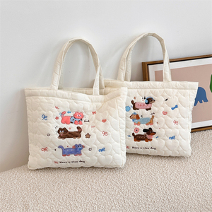 2026 Customized Luxury Embroidered Quilted Tote Bag Durable Stitching Portable Shopping Bag For Women - Product Image 6