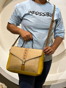 มาใหม่ผู้หญิงรีไซเคิลกระเป๋าถือหนังร้อนขายหลายสีกระเป๋าสตางค์ผู้หญิงสไตล์ที่ไม่ซ้ํากันหลายใช้ไหล่สลิงกระเป๋า - Product Image 2