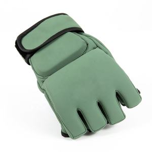 Gants de MMA sur mesure de haute qualité en cuir synthétique, gants d'entraînement professionnels à demi-doigts pour la lutte - Product Image 4