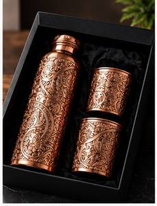 Botella de Agua de Cobre Hecha a Mano y Juego de 2 Tazas, 3 Piezas, con Patrón de Hojas Grabadas, Caja de Regalo Portátil para Bebidas - Product Image 6