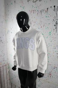 Sudadera KINGS HEATHER GREY con cuello alto, 100% BLANCA, con apliques bordados, cuello ancho, hilos finos - Product Image 3