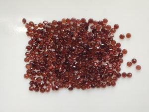 Granat rouge naturel 3MM, coupe ronde brillante, pierre précieuse de qualité supérieure pour la fabrication de bijoux - Product Image 3