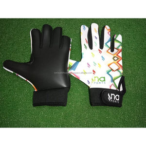 Nouveaux gants de football gaéliques GAA personnalisés Gants gaéliques d'Irlande Unisexe Football Meilleurs gants gaéliques - Product Image 1