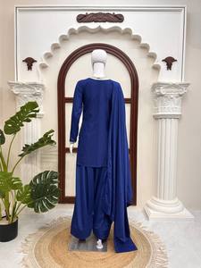 Conjunto de Salwar Kameez Azul Bordado, Chaqueta Larga, Pantalones Palazzo, Ropa Pakistaní e India para Ceremonias - Product Image 2