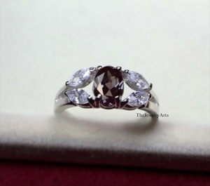 Anillo de Alejandrita Vintage, Plata de Ley, Anillo de Compromiso, Anillo de Promesa, Cambia de Color, Piedra de Nacimiento de Junio, Regalo de Aniversario - Product Image 1