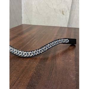 Cabezalera de cuero negro para caballo con diseño de cadena de cristal plateado, curvada, para brida inglesa, en 4 tamaños LLT - Product Image 3