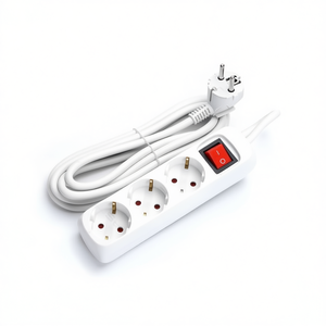 Presa con Interruttore 3 Uscite Cavo 3m H05VV-F 3G1.5mm Bianco - Product Image 2