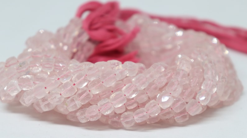 เช่นเดียวกับภาพ