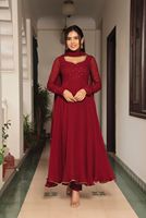 Robe de soirée en georgette avec travail de sequins et dupatta rouge 62897