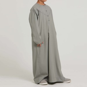 Thawb classique pour hommes musulmans, style urbain, boutonné sur le devant, grande taille, en coton respirant, coupe longue assortie - Product Image 3