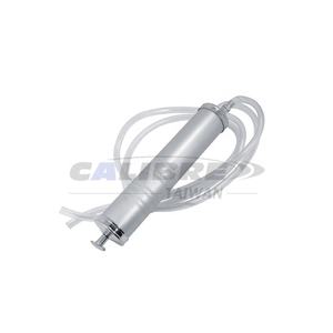 Bomba Manual de Transferencia de Vacío para Reparación Automotriz, de Aluminio, de Alta Resistencia, con Doble Succión de Aceite, Plateada, 500cc, Marca TAIWAN CALIBRE - Product Image 1