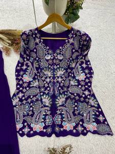 Superbe Ensemble de Soirée pour Femme : Haut en Soie, Sharara, Plazzo et Dupatta avec Broderie de Paillettes – Séchage Rapide, Infroissable, Toutes Saisons - Product Image 3
