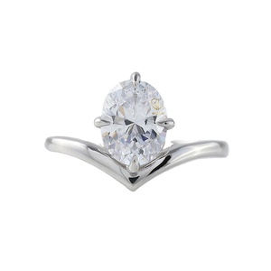 Nouveau design 2.5CT taille ovale Moissanite diamant Solitaire bague de fiançailles incurvée 14k or blanc Wishbone Style pour les femmes pour la fête - Product Image 1