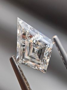 Diamante Gemver Personalizado de 0.50/1.00 Quilates, Cultivado en Laboratorio, Color Blanco E, Forma de Cometa, Claridad VS1, Corte Excelente, para Joyería - Product Image 2