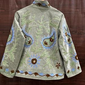 เสื้อแจ็คเก็ตกำมะหยี่ปักลายดอกไม้สไตล์วินเทจโบโฮลายเพสลีย์สำหรับผู้หญิง - Product Image 6