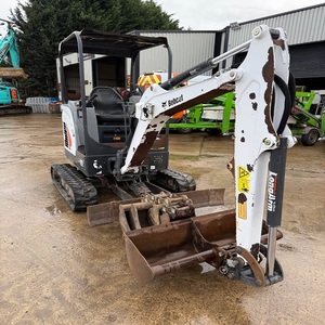 Mini-excavatrice Bobcat E19 robuste offrant des performances d'excavation élevées, une mobilité compacte et une hydraulique efficace - Product Image 2
