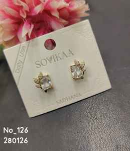 Fabricante de joyería india, venta al por mayor de aretes de moda, acero inoxidable, chapados en oro, modernos para mujer - Product Image 5