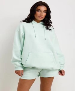 Conjunto de 2 Piezas para Mujer, Sudadera Larga con Capucha y Pantalones Cortos, Color Verde Menta, 100% Algodón, Corte Regular, Estilo Casual, Ropa de Calle para Invierno - Product Image 6