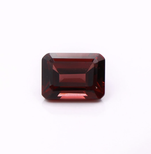 Pierre précieuse naturelle grenat émeraude forme octogonale rouge 4*6 5x7mm certifiée - Product Image 1