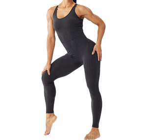 Mono de yoga negro de cintura alta para mujer, ajuste ceñido de longitud completa, tirantes finos, color liso, control de abdomen, faja moldeadora - Product Image 1