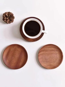 Ensemble de sous-verres et plateaux de service en bois d'acacia écologique - Personnalisable |   Plateau de service en bois pour servir le thé et le café - Product Image 5