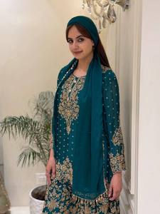 Ensemble Kurta traditionnel indien pakistanais pour femmes, couleur turquoise, avec broderie dorée et dupatta, longueur ras du sol, tenue de mariage - Product Image 3