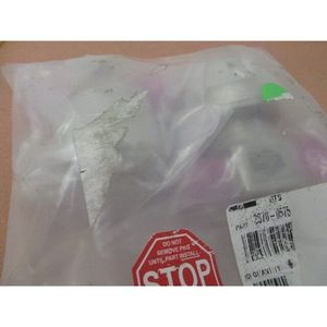 2 Vannes à diaphragme Ham-Let UCV EV80-V-EP - Équipements et pièces semi-conductrices de renommée mondiale - Product Image 1