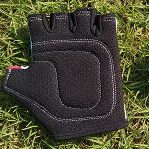 ถุงมือปั่นจักรยานเด็ก Navia Sports NS-KBG-0002 คุณภาพสูง ระบายอากาศได้ดี ซับเหงื่อ ป้องกันรังสียูวี สายรัดข้อมือปรับได้ รวดเร็ว - Product Image 4