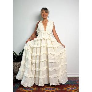 Vestido Maxi Informal de Algodón 100% con Volantes y Escote Profundo en V para Vacaciones en la Playa o Bodas Estilo Boho - Product Image 1